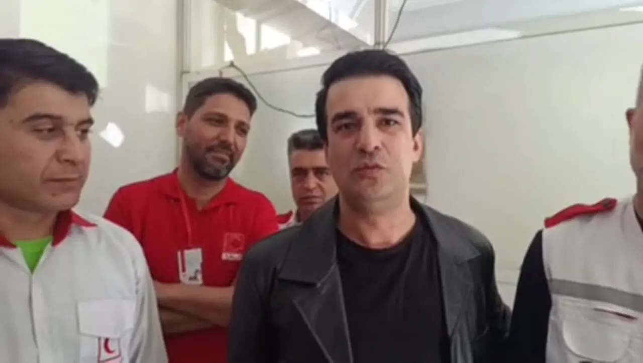 ببینید| یوسف تیموری در جمع امدادگران هلال احمر