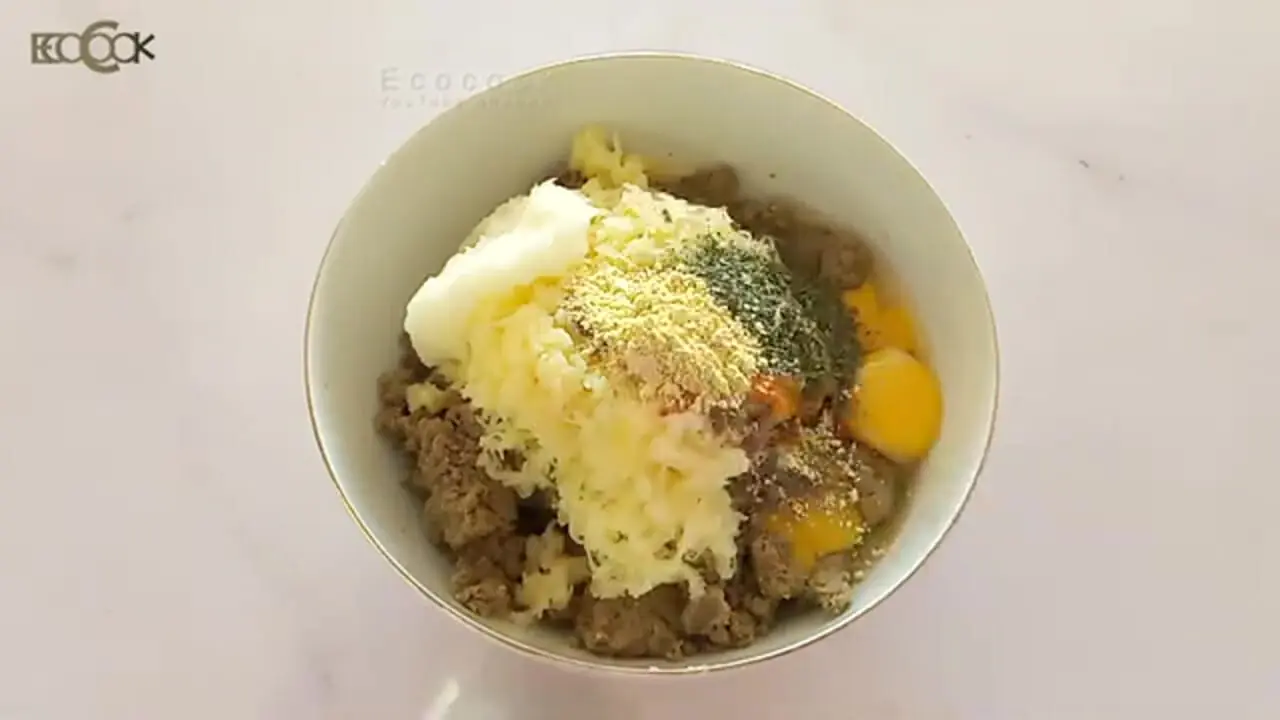 ببینید| طرز تهیه کوکو عدس و سیب زمینی؛ یک غذای متفاوت برای شام