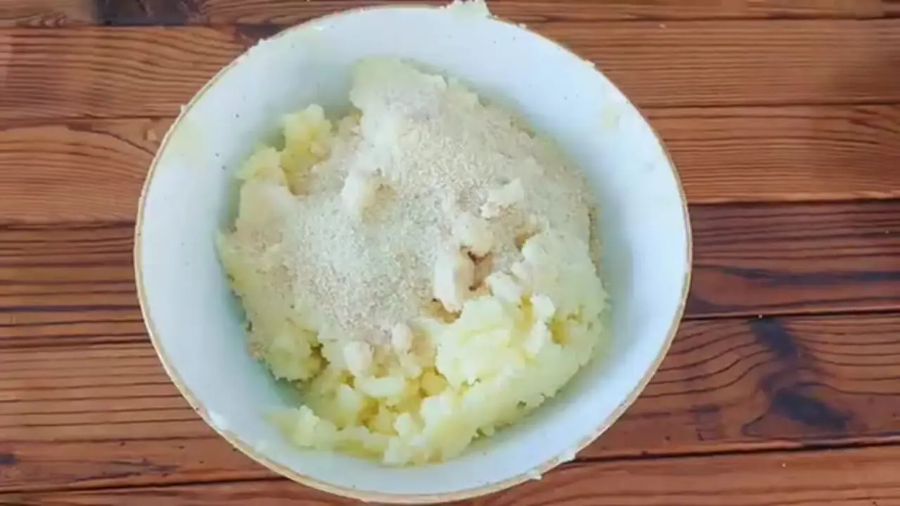 ببینید| طرز تهیه یک کوکو جدید با اسفناج، تخم مرغ و سیب زمینی