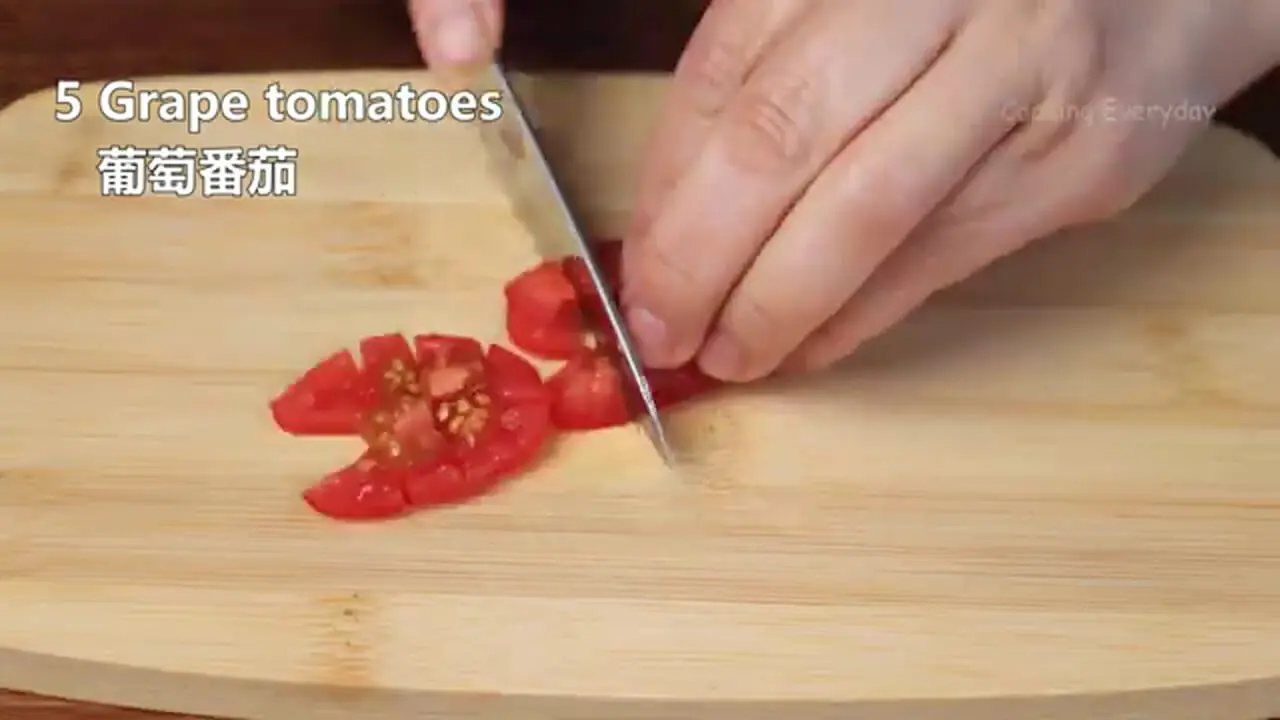 ببینید| طرز تهیه یک غذای جدید و فوری با سیب زمینی و تخم مرغ