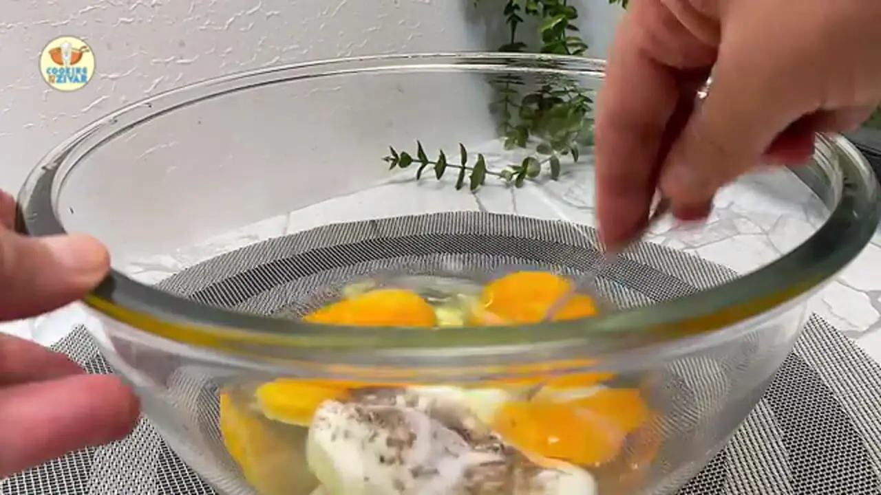 ببینید| طرز تهیه یک غذای ساده با برنج و تخم مرغ