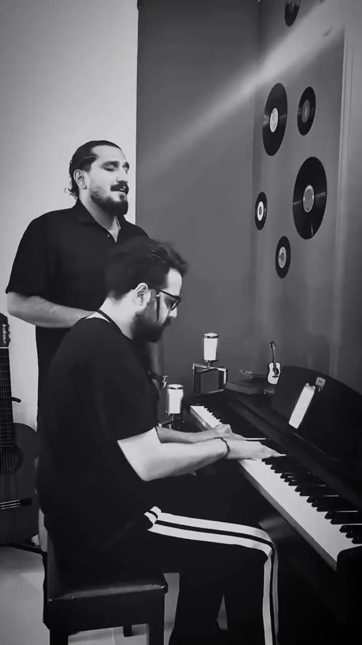 خوانندگی بازیکن سابق پرسپولیس؛ شباهت صدای حمیدرضا علیعسگری به رضا صادقی