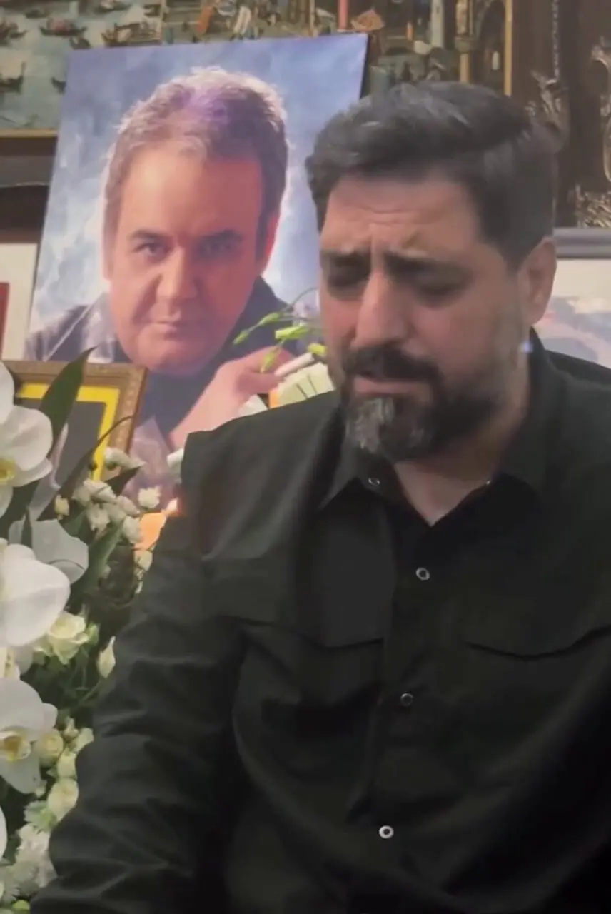 مداحی مجید بنی‌فاطمه در خانه اکبر عبدی