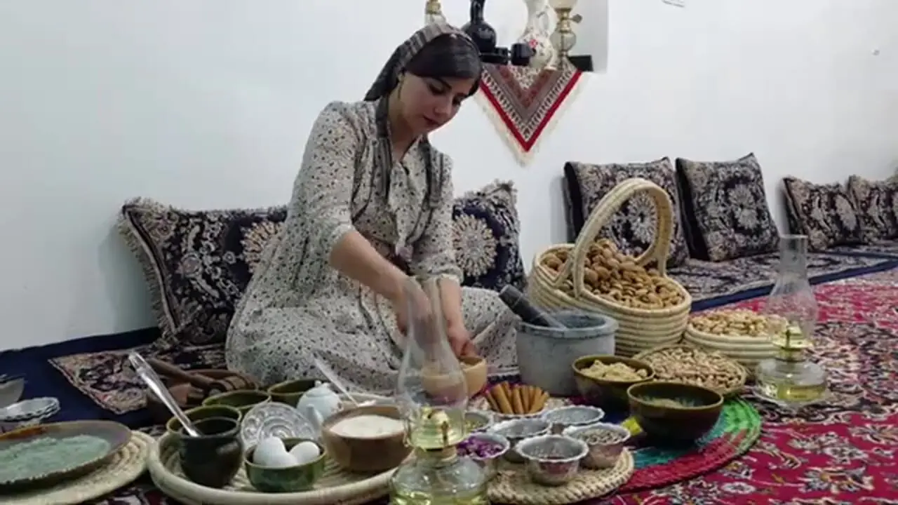 غذای روستایی در ایران؛ مراحل پخت کلوچه فومن