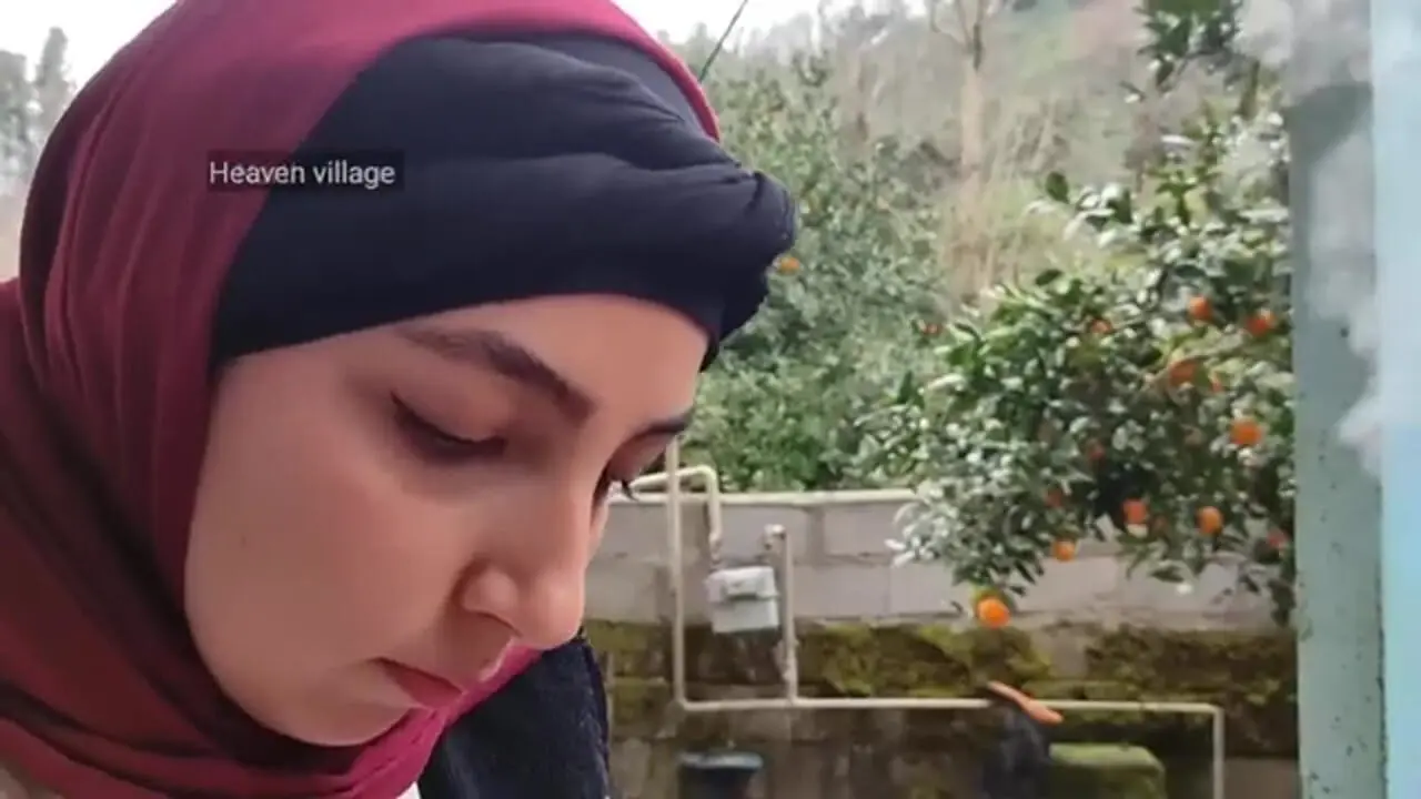 ببینید| غذای روستایی در ایران؛ پخت لوبیا پلو در طبیعت زیبای روستا